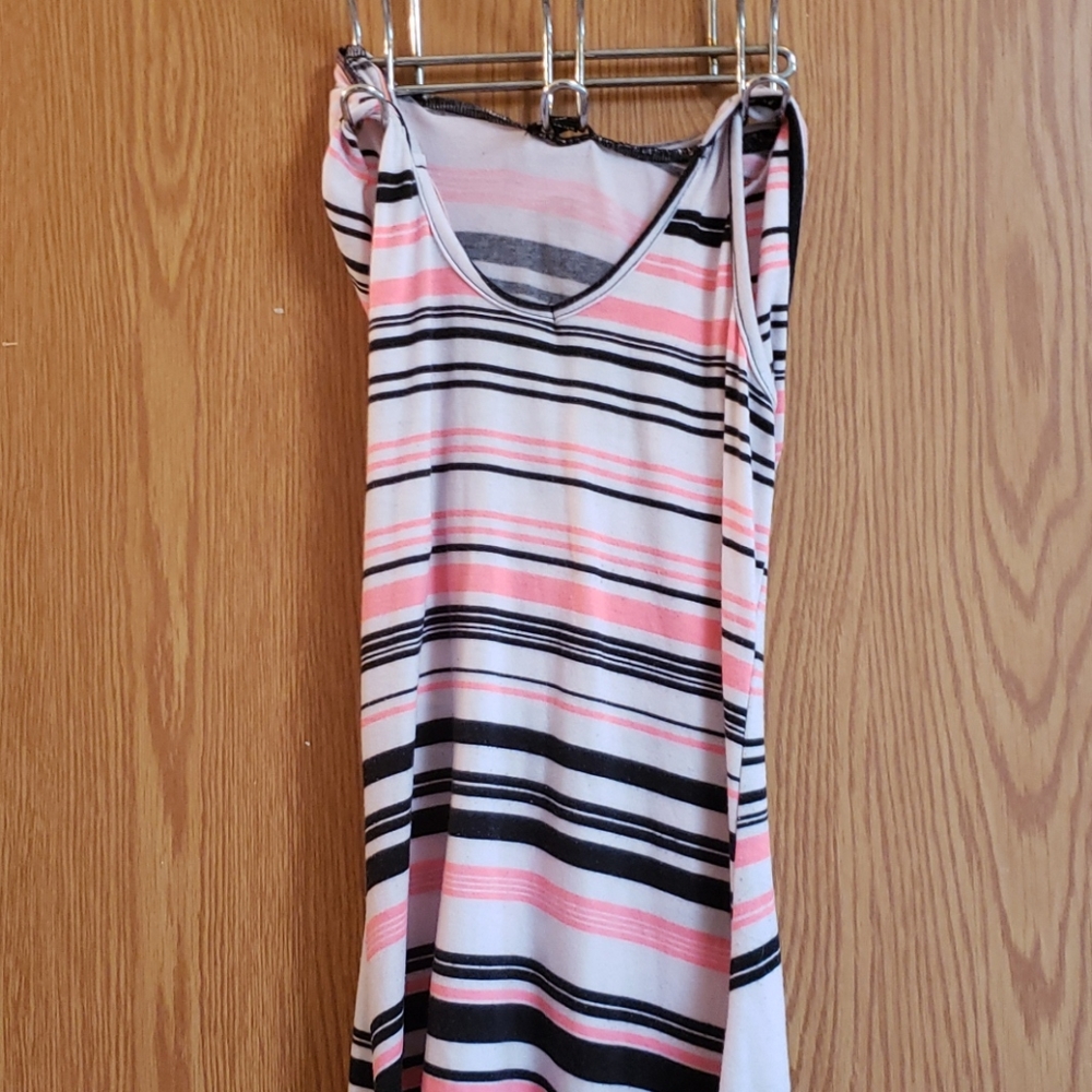 Bathing suite cover up. - Picture 1 of 1